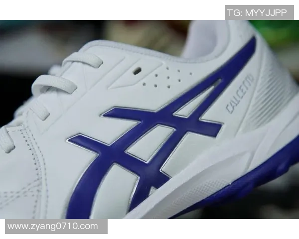 亚洲足球明星偏爱哪些品牌和款式的足球鞋揭秘